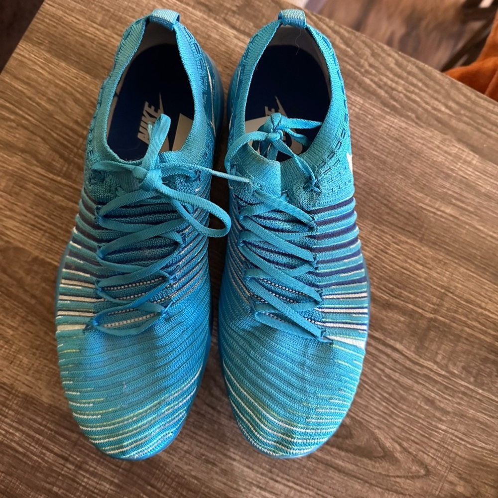 8.5 Nike running shoes. Like new. Paid almost $200 for them. Make me an offer
